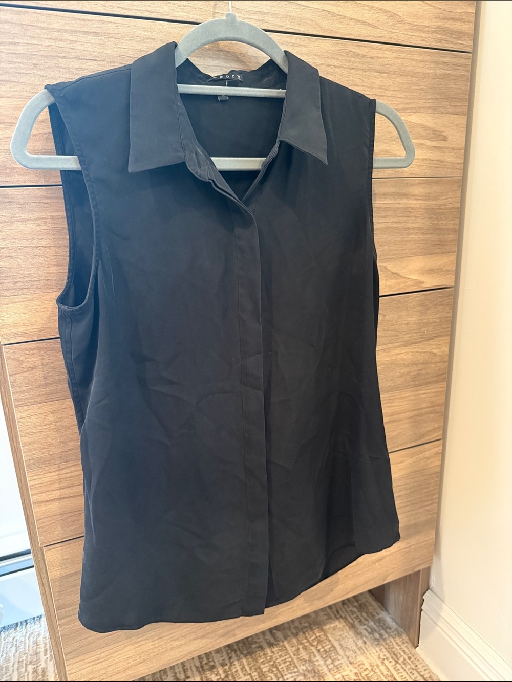 Theory Black Sleeveless Button-Down Blouse